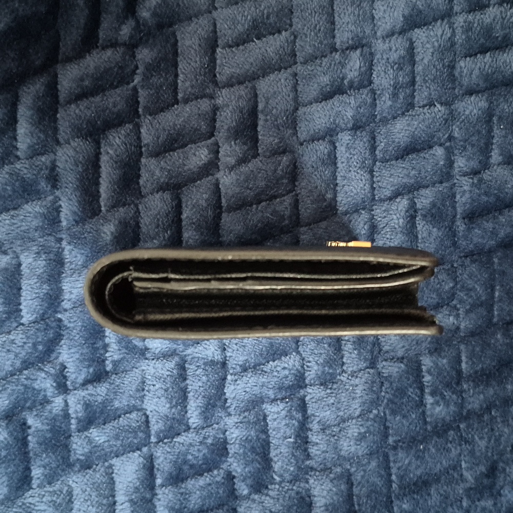 Michael Kors Small Black Wallet, EUC! - Picture 3 of 14